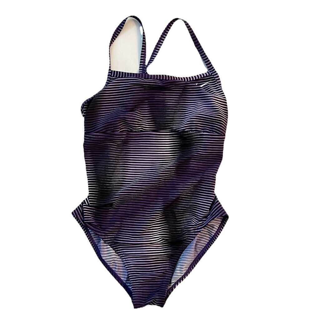Nike Women’s One Piece Swimsuit Size Medium Purple Athletic Beach Pool